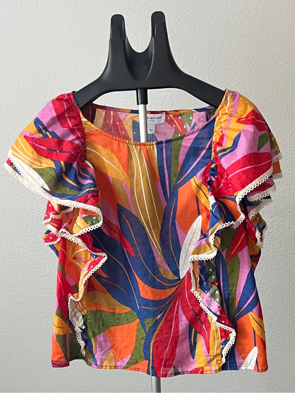 Marc New York Tropical Palm Leaves Ruffle Blouse NWT Size L Swiss Dot MJ4MT596